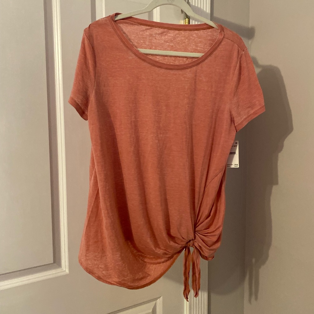 Coral tie tshirt